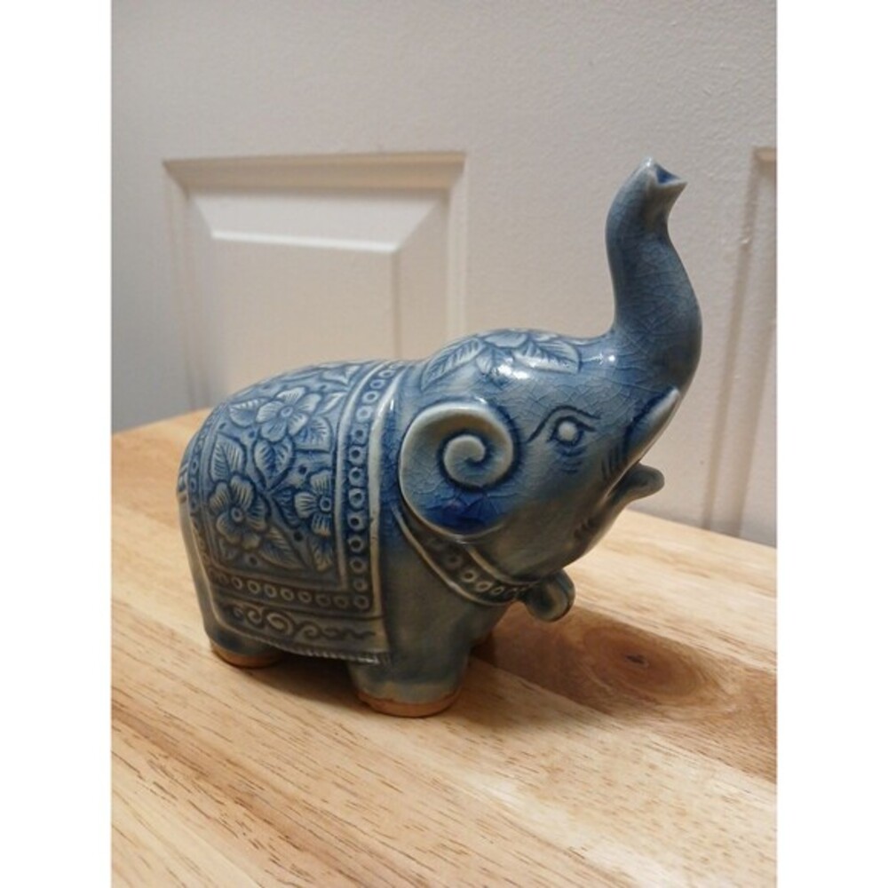 Baan Celadon Blue Elephant Crackle‎ Glaze 6" x 5" Ornate Ceramic Thailand - Picture 6 of 16